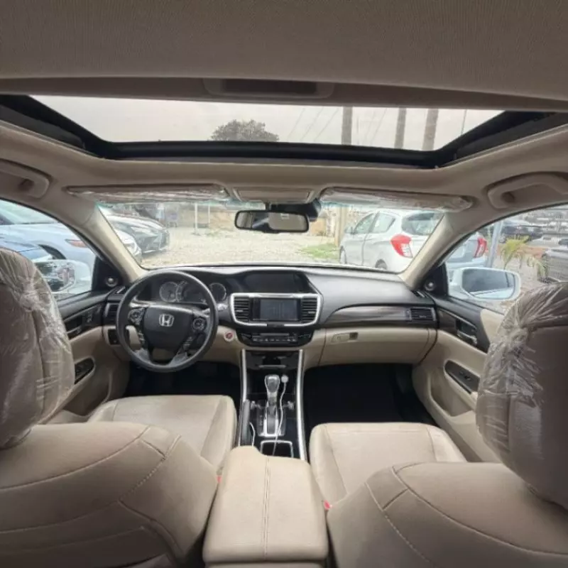 Honda Accord   - 2016