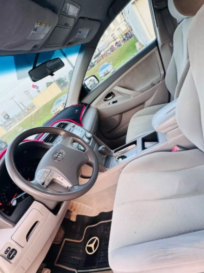 Toyota Camry   - 2007