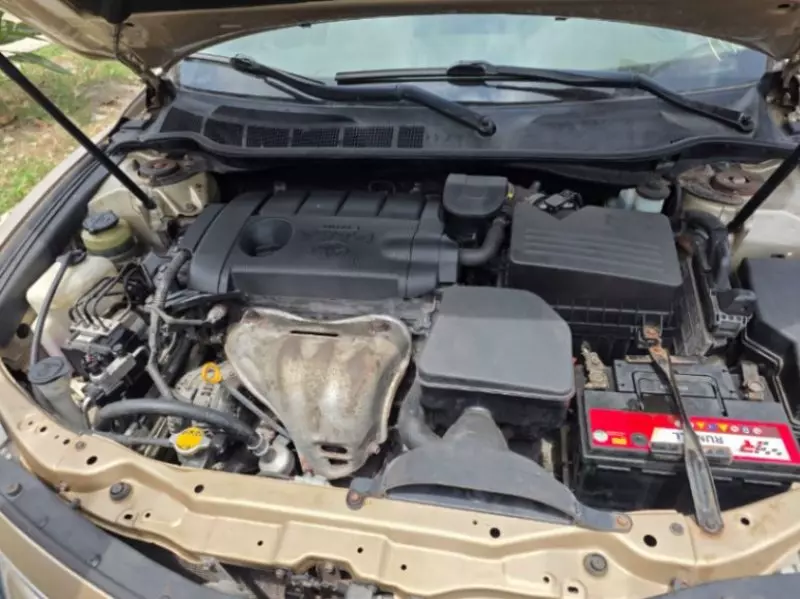 TOYOTA Camry   - 2011