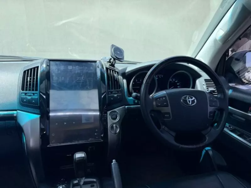 Toyota Landcruiser ZX   - 2010