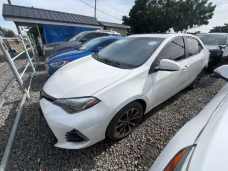 TOYOTA Corolla   - 2018