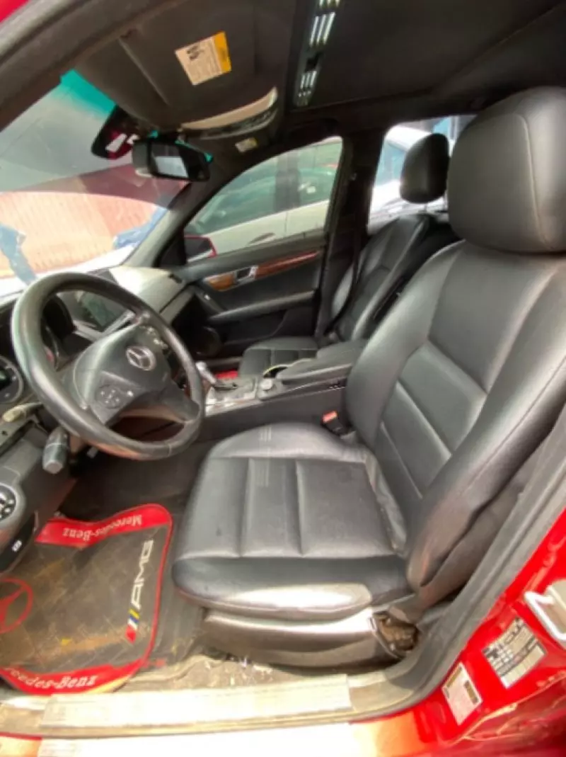 Mercedes-Benz C 300   - 2009