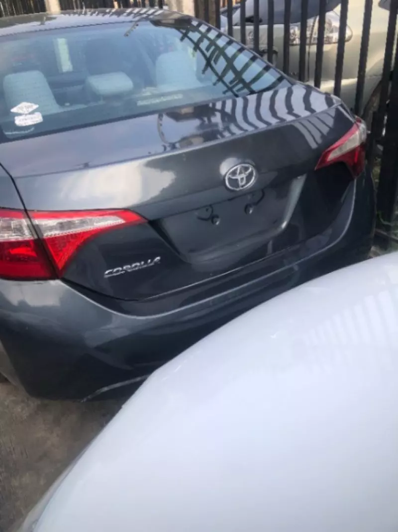 TOYOTA Corolla   - 2016