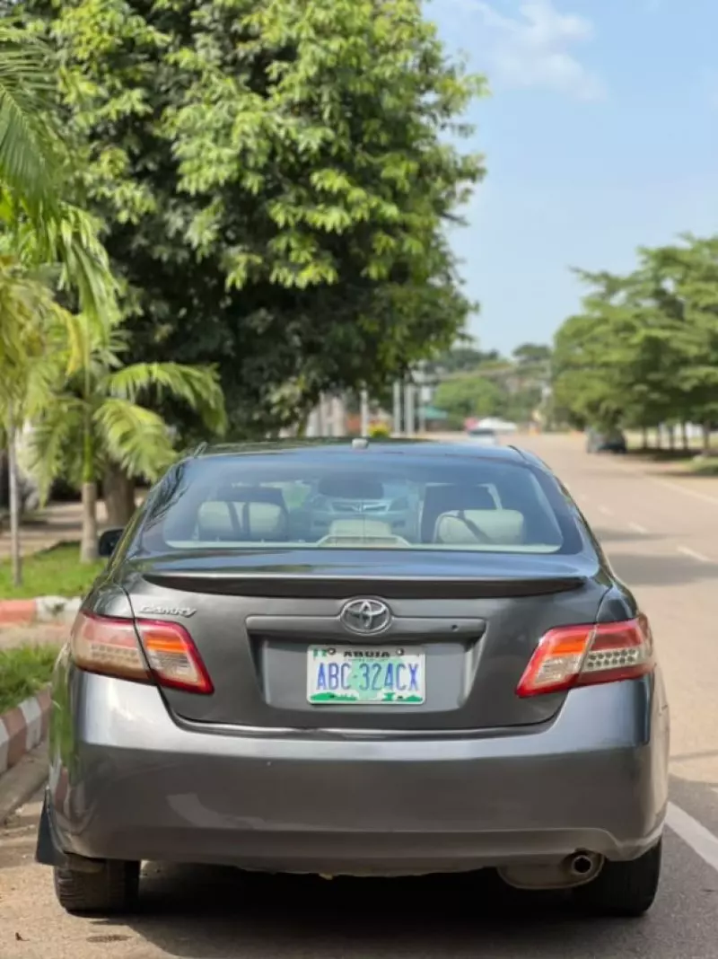 TOYOTA Camry   - 2011