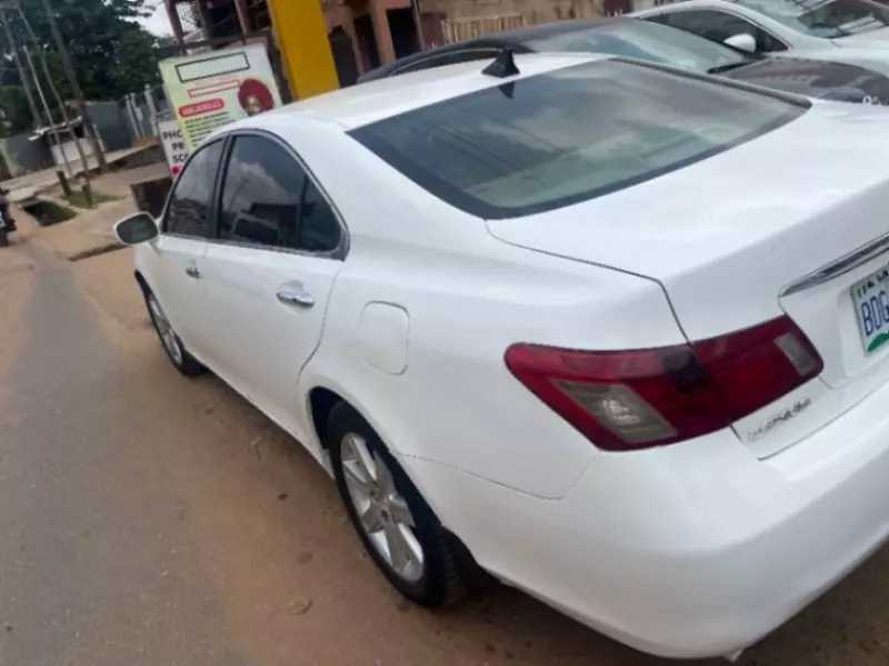 Lexus ES - 2008