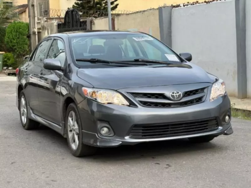 Toyota Corolla - 2011