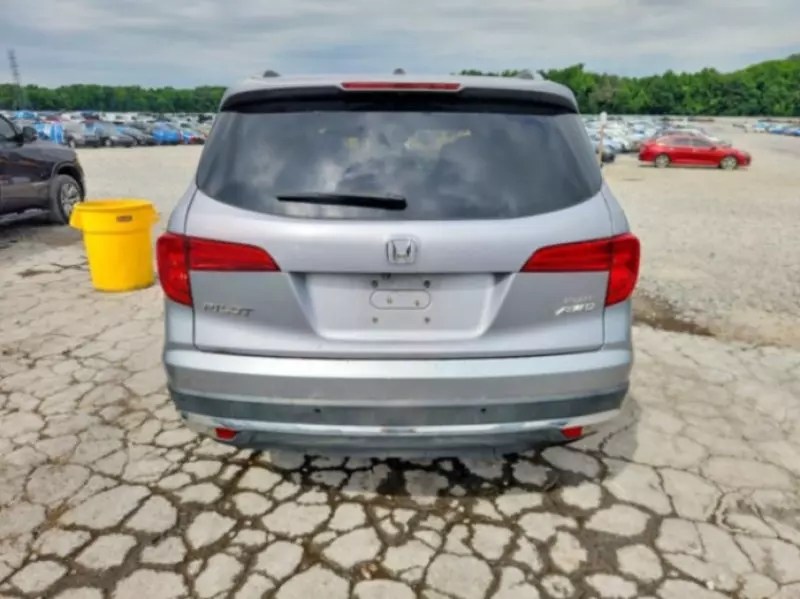 Honda Pilot - 2016