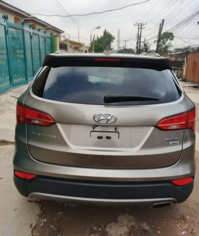 Hyundai Santa Fe Sport   - 2014