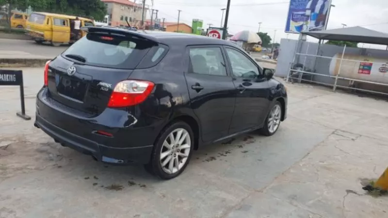 TOYOTA Corolla Matrix   - 2009