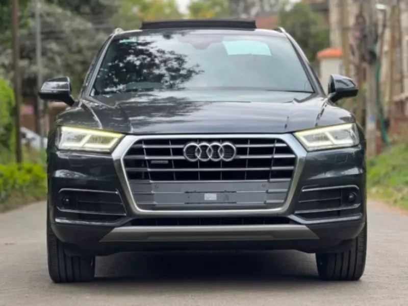 Audi Q5   - 2019