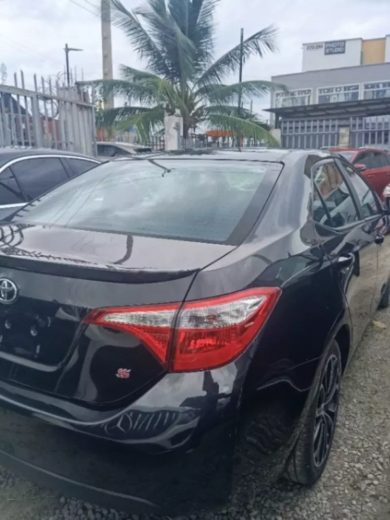 TOYOTA Corolla   - 2016