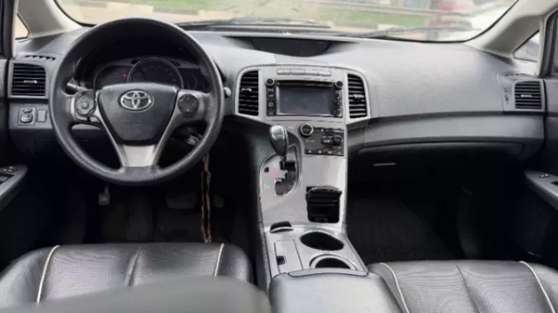 TOYOTA Venza   - 2013