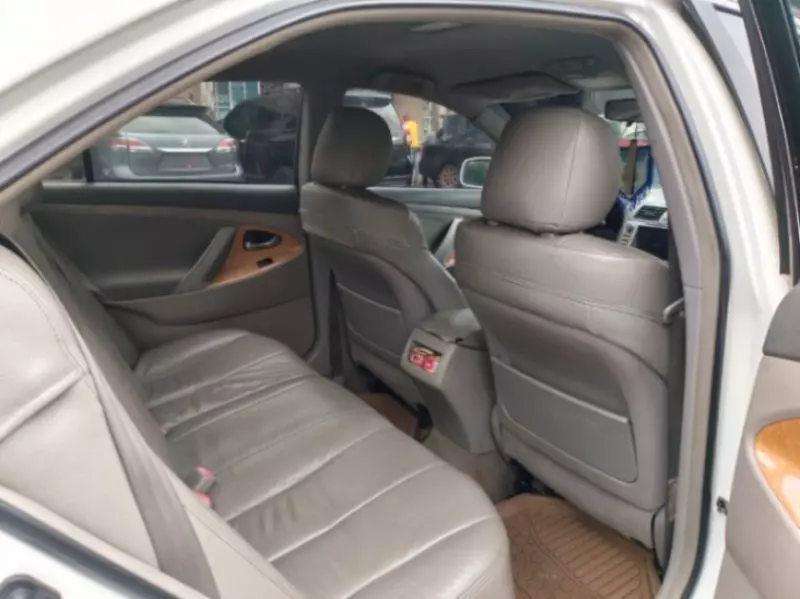 TOYOTA Camry   - 2009