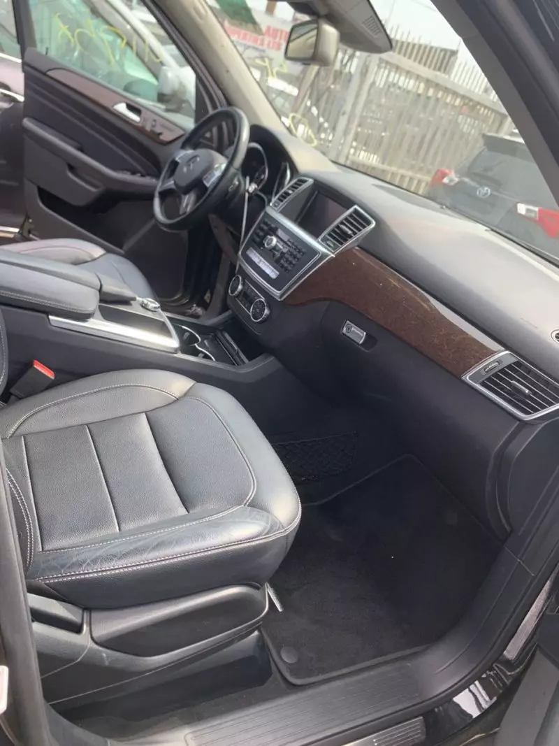 Mercedes-Benz ML 350   - 2014