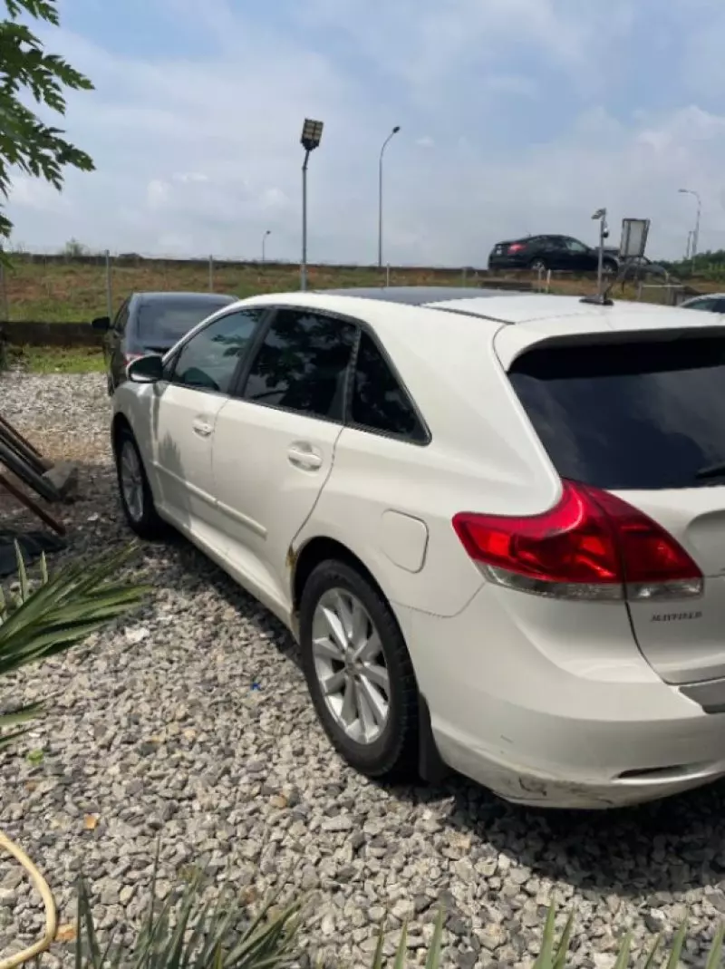 TOYOTA Venza - 2010