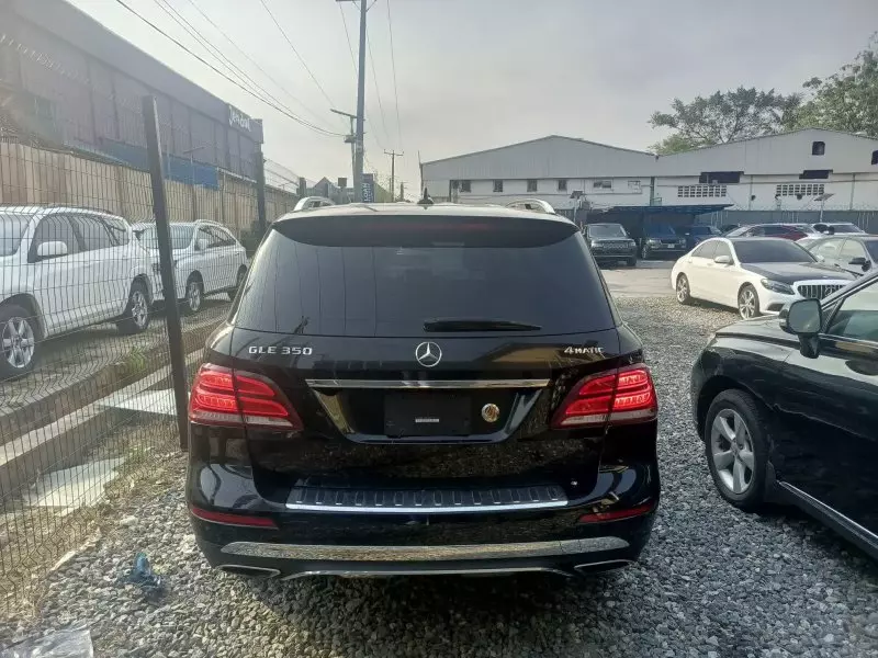 Mercedes-Benz GLE-Class   - 2016