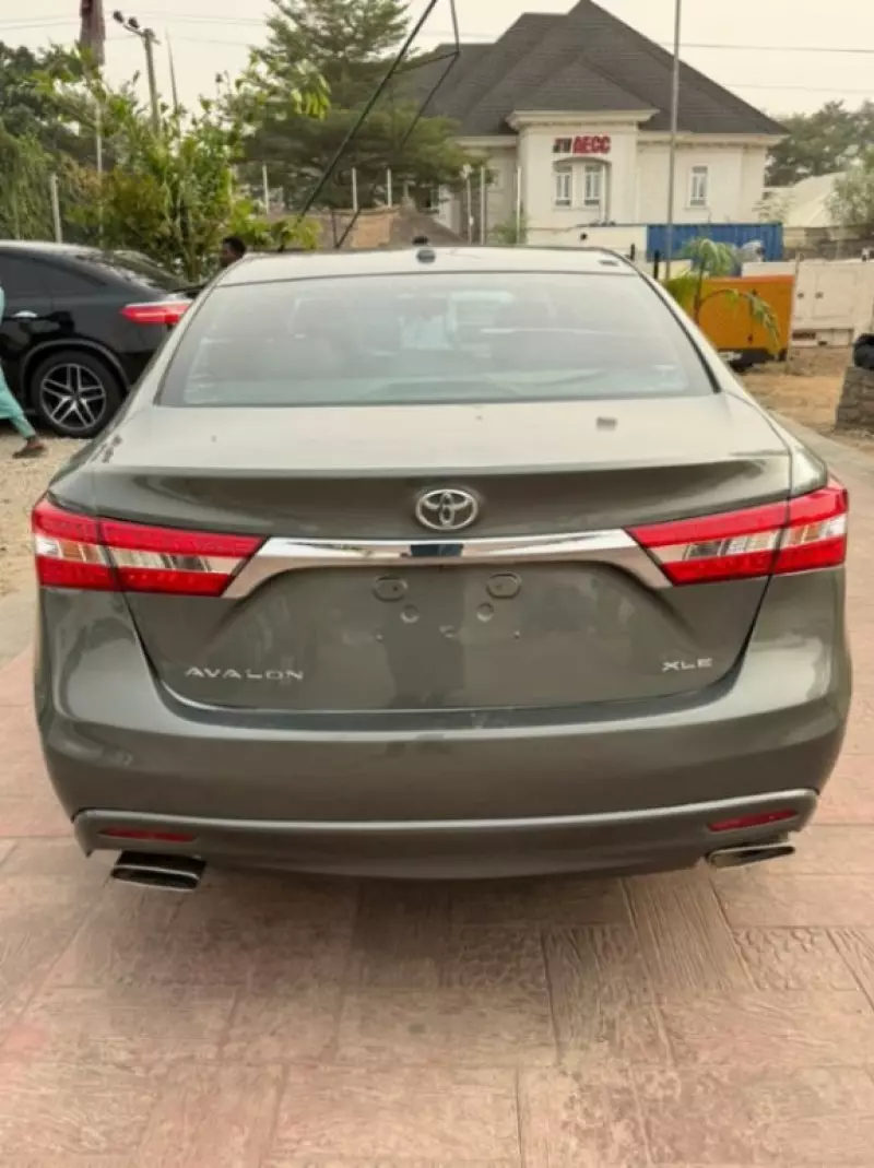 TOYOTA Avalon   - 2014