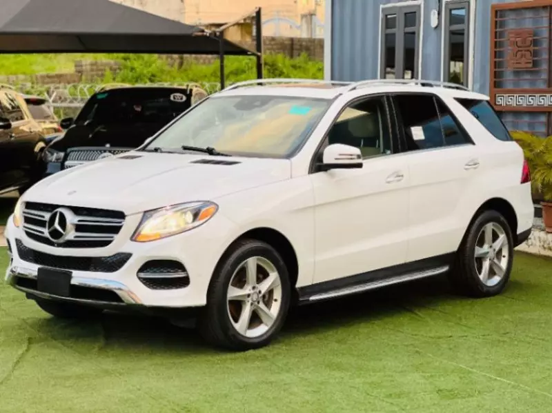 Mercedes-Benz GLE 350   - 2016