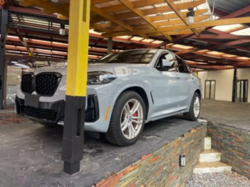 BMW X4 M   - 2023