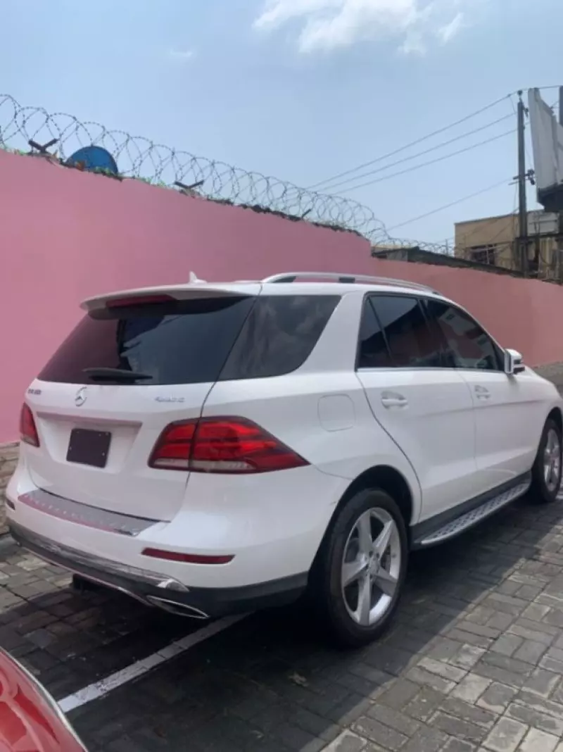 Mercedes-Benz GLE 350   - 2017