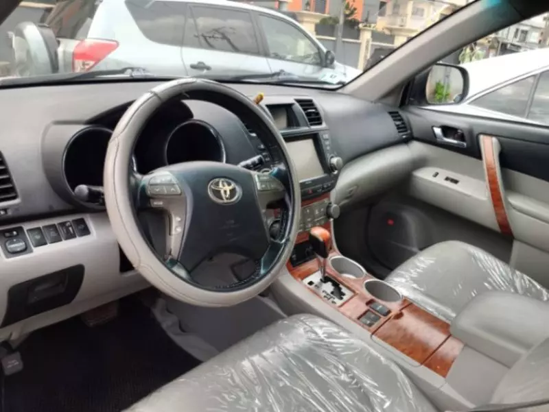 Toyota Highlander   - 2008