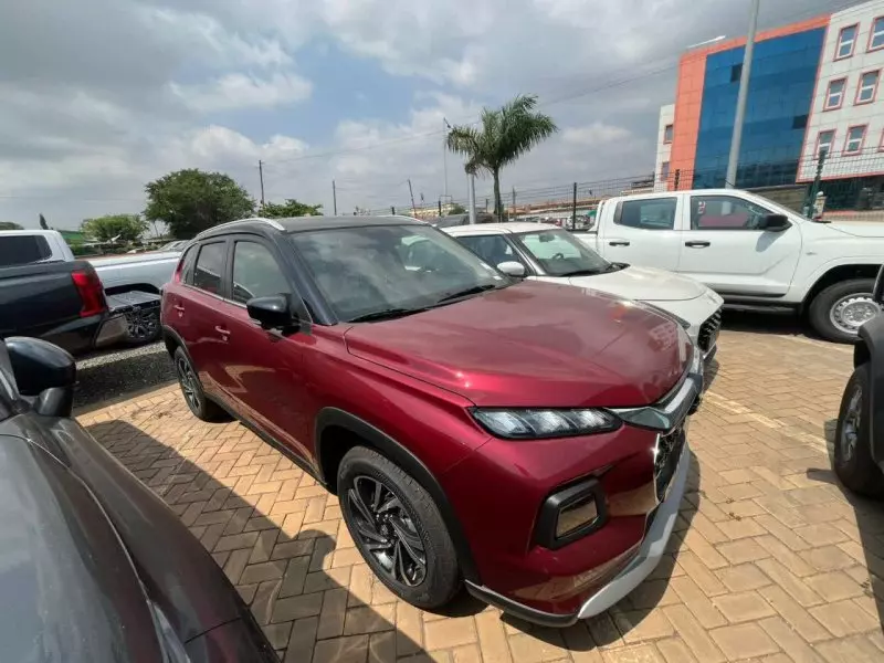 SUZUKI Grand Vitara   - 2025