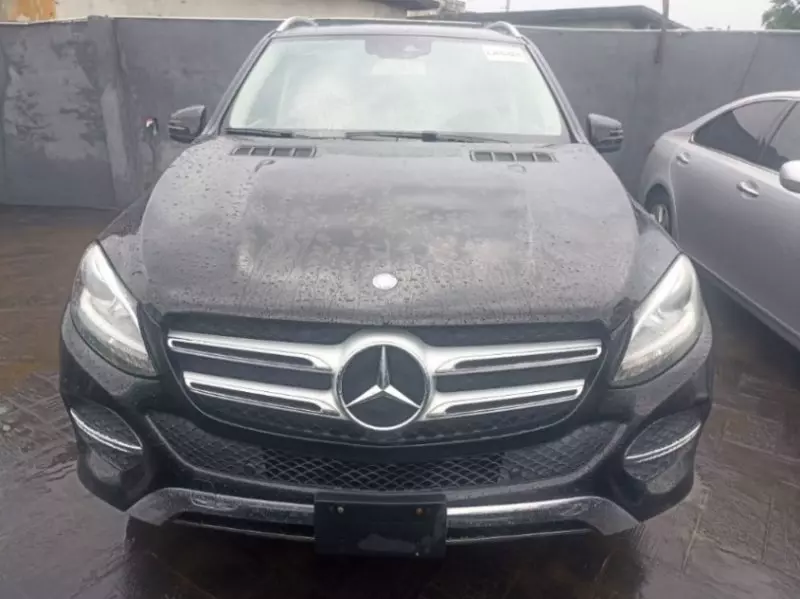 Mercedes-Benz GLE-Class   - 2016
