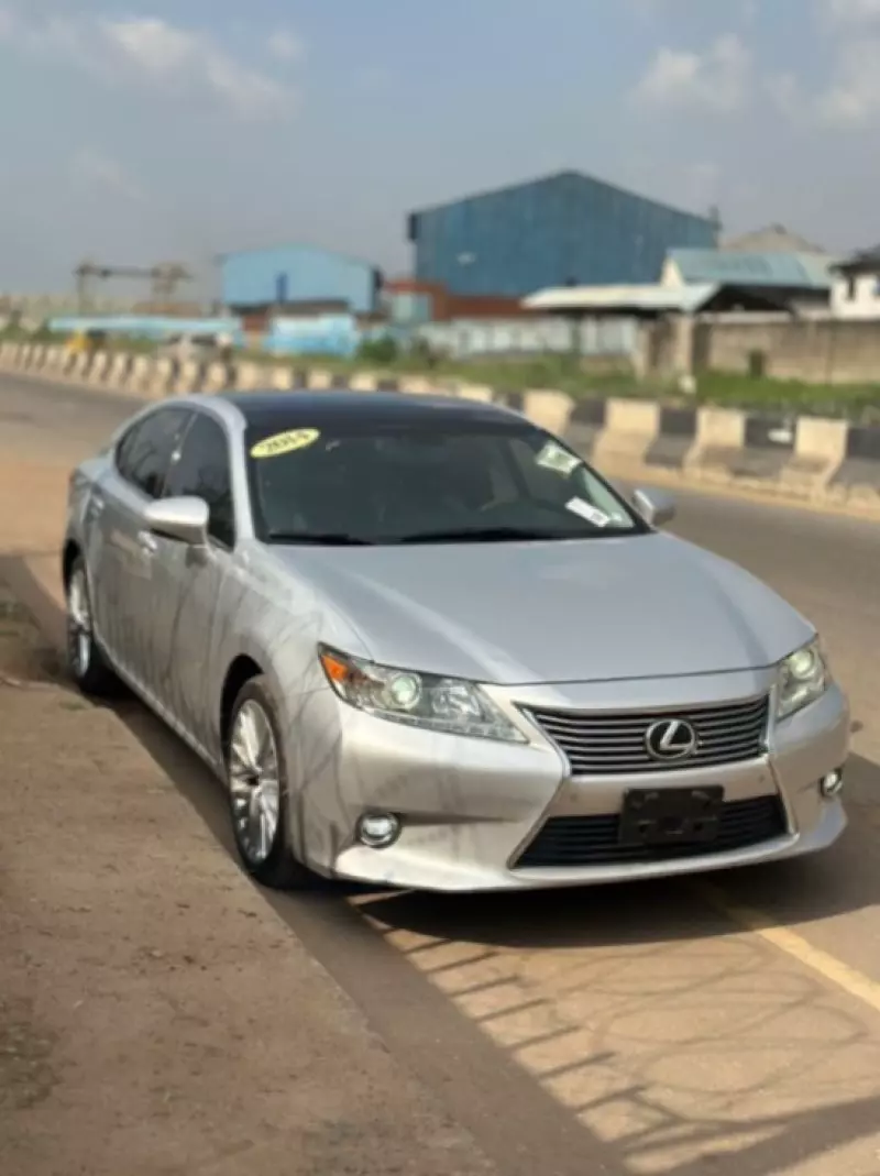 Lexus ES 350   - 2014