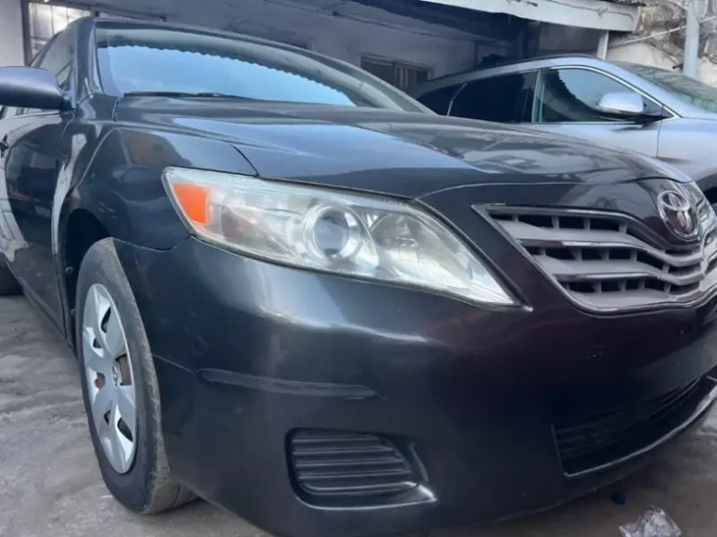 TOYOTA Camry   - 2010