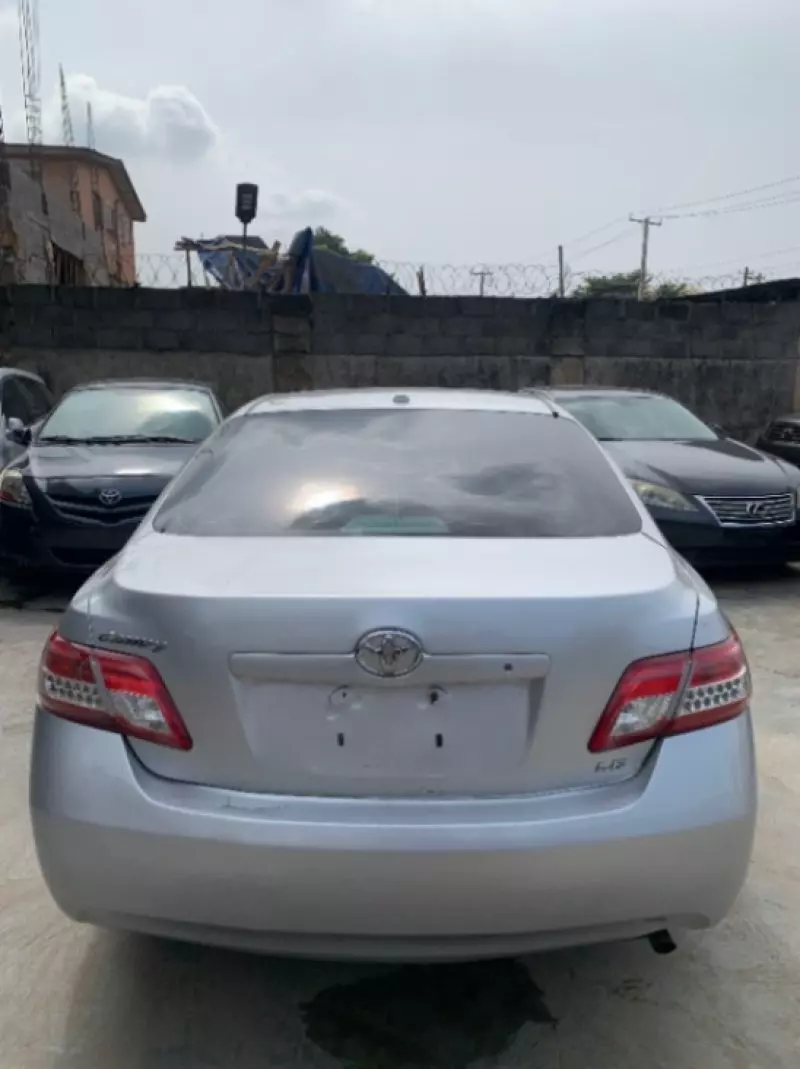 Toyota Camry   - 2007