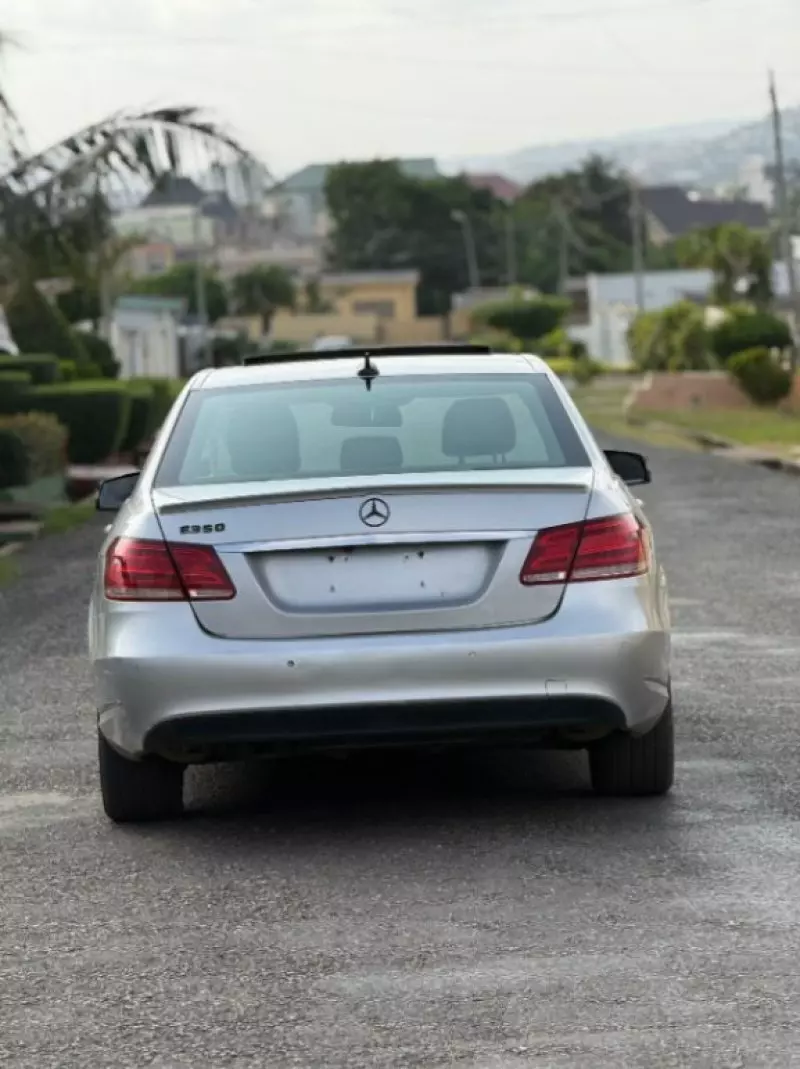 Mercedes-Benz E350   - 2014