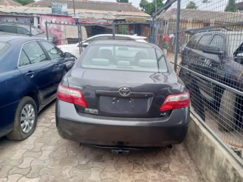 Toyota Camry   - 2008