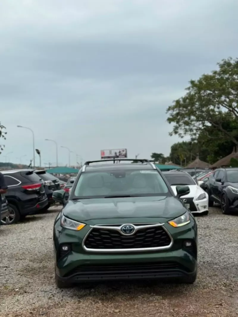 TOYOTA Highlander   - 2024
