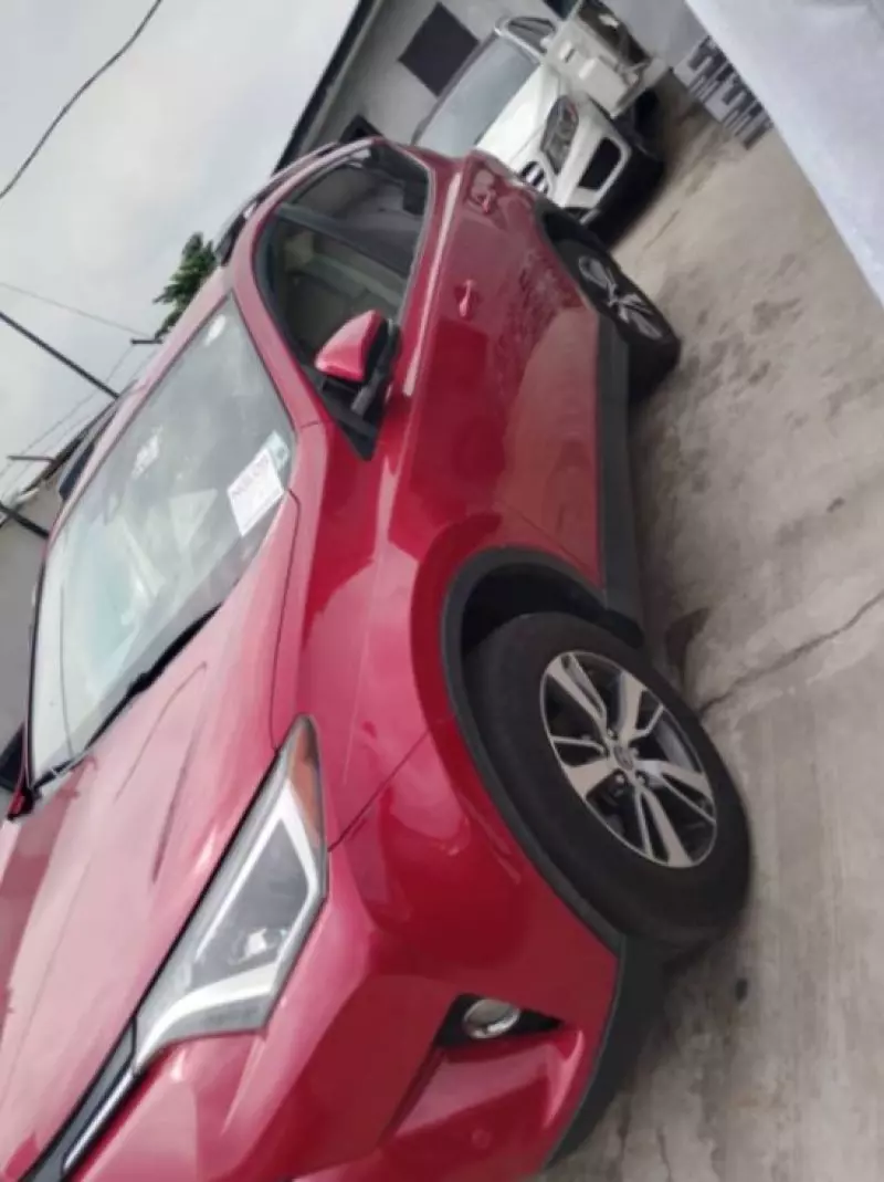 Toyota RAV 4   - 2017