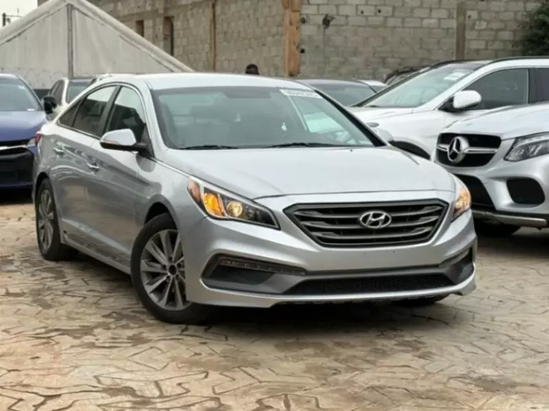 Hyundai Sonata - 2015