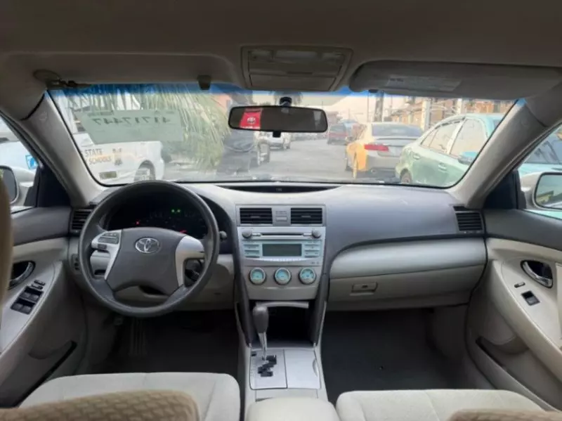Toyota Camry   - 2007
