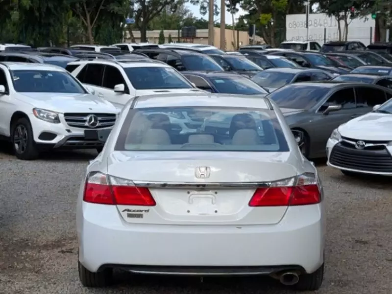 Honda Accord   - 2013
