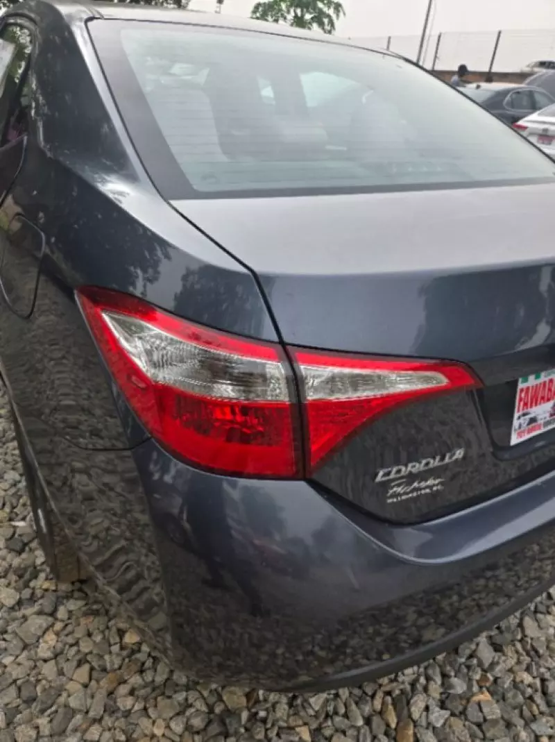 Toyota Corolla   - 2016