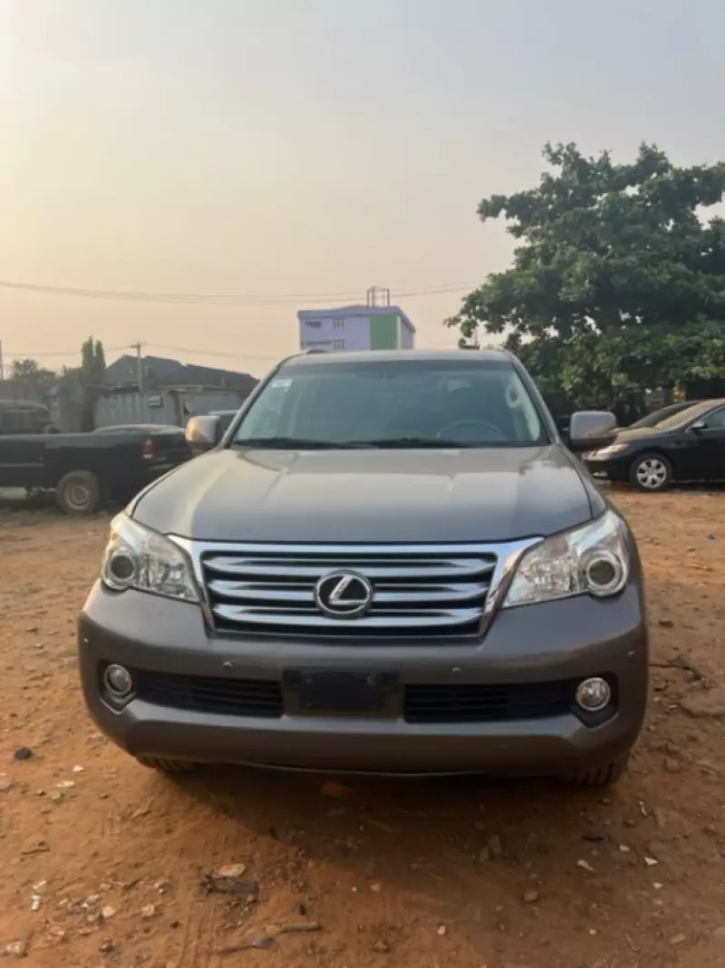 Lexus GX   - 2011