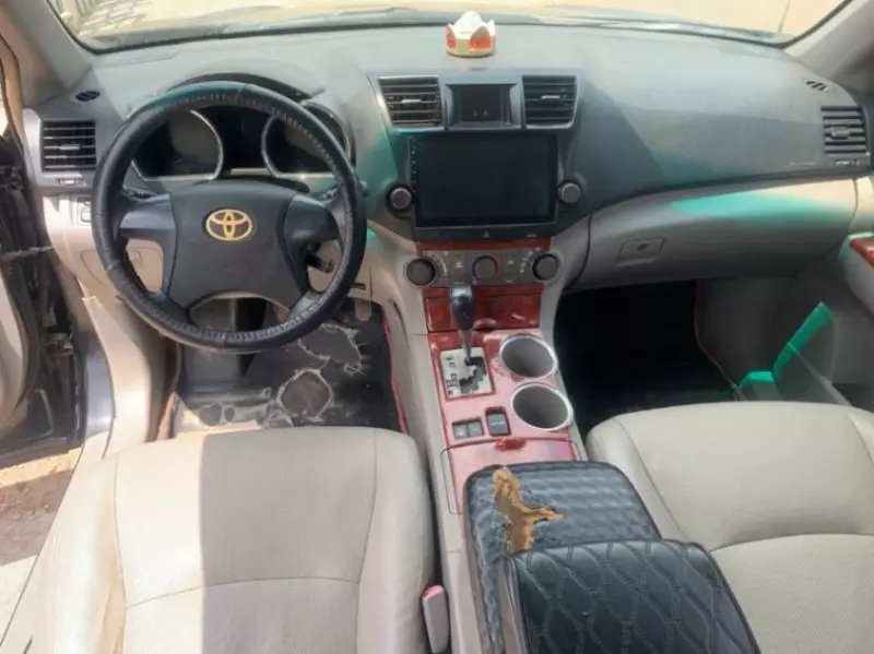 TOYOTA Highlander - 2008