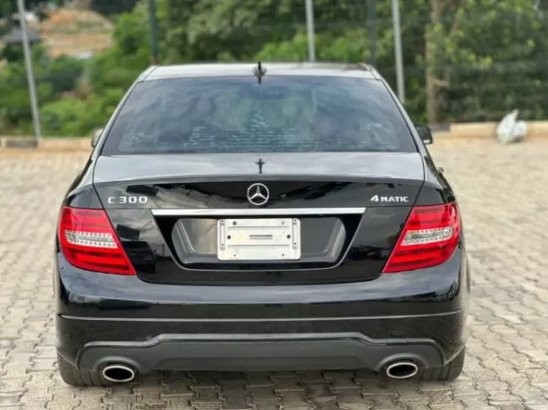 Mercedes-Benz C-Class   - 2013