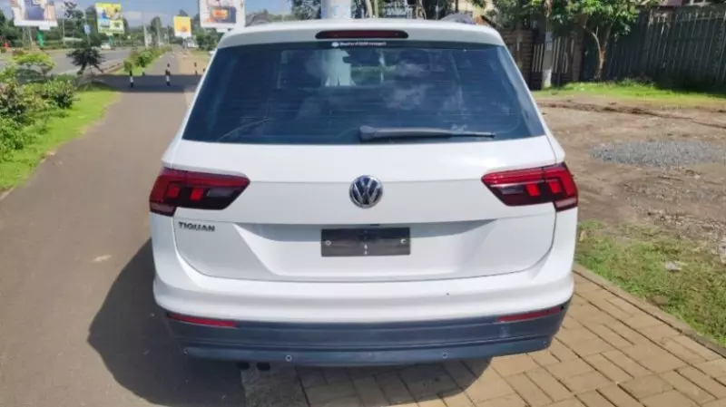 Volkswagen Tiguan   - 2020