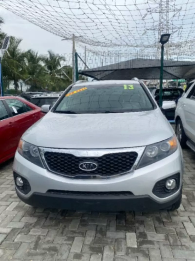 KIA Sorento   - 2013