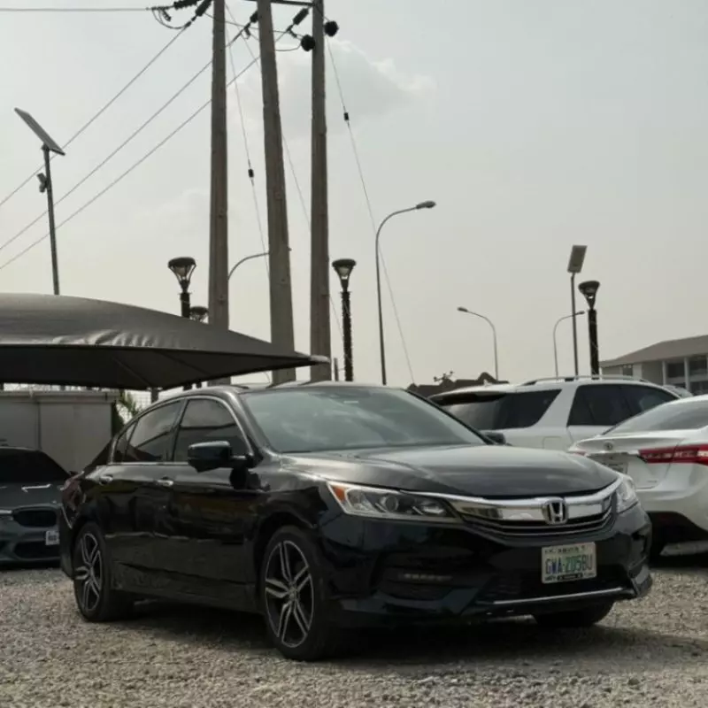 Honda Accord   - 2015