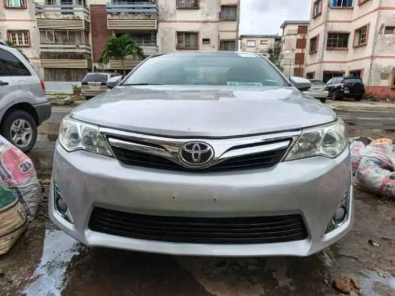 TOYOTA Camry   - 2014