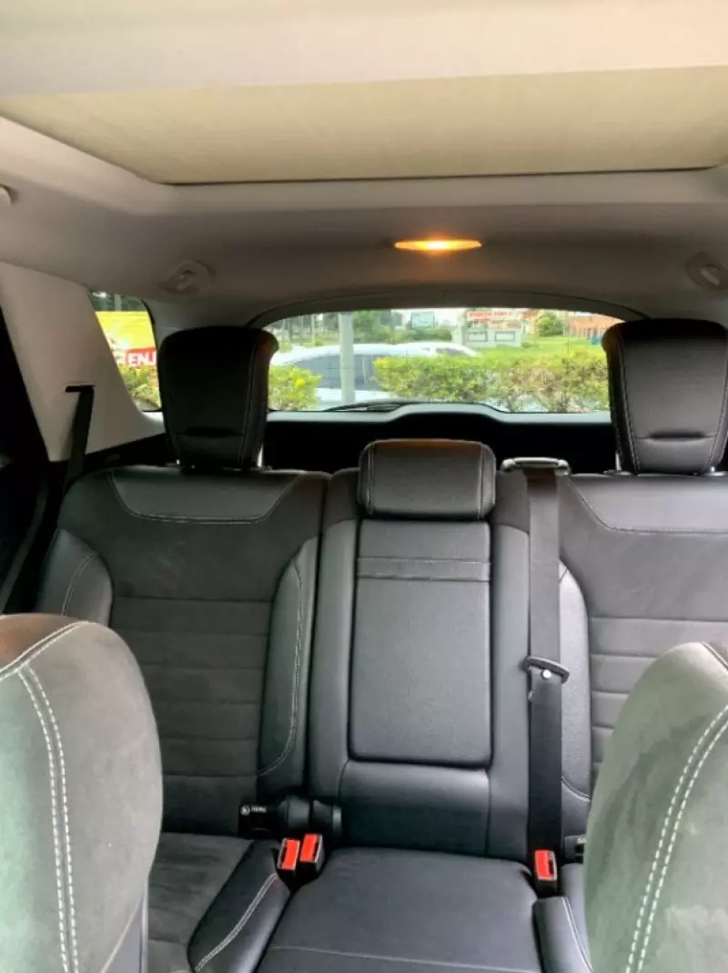 Mercedes-Benz ML-Class   - 2012