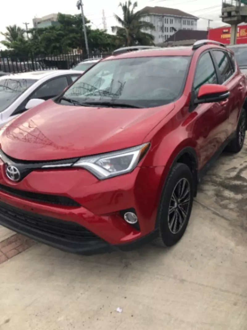 Toyota RAV4   - 2014