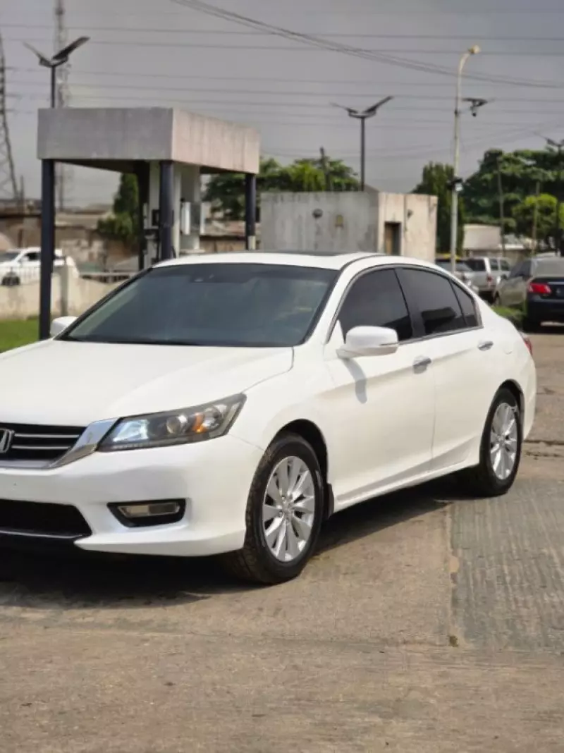 Honda Accord   - 2013