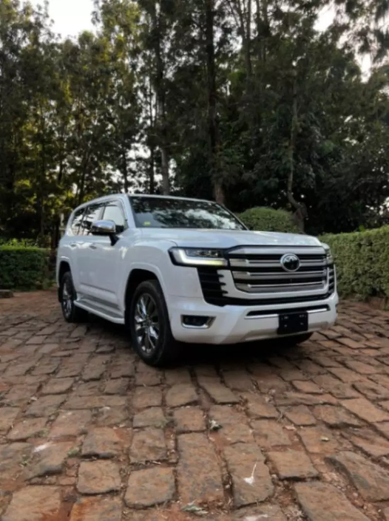 Toyota Land Cruiser   - 2021