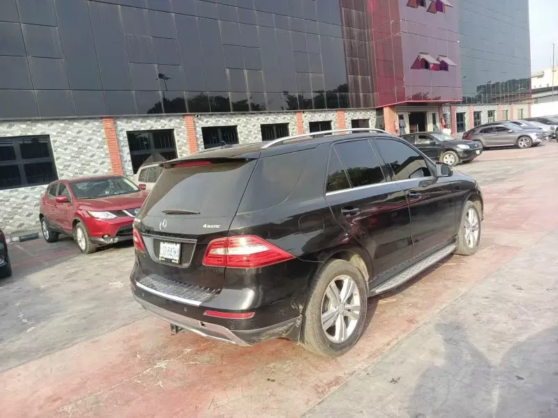 Mercedes-Benz ML-Class   - 2013